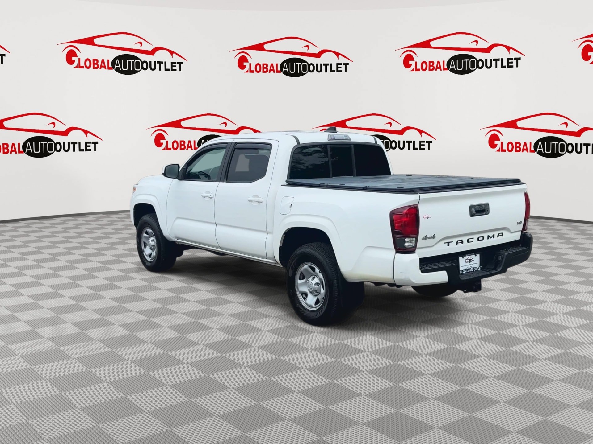 Used 2021 Toyota Tacoma SR AWD/4WD image 6