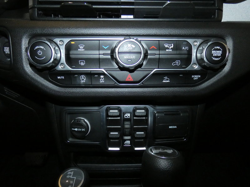 Used 2024 Jeep Wrangler Unlimited Sport image 14