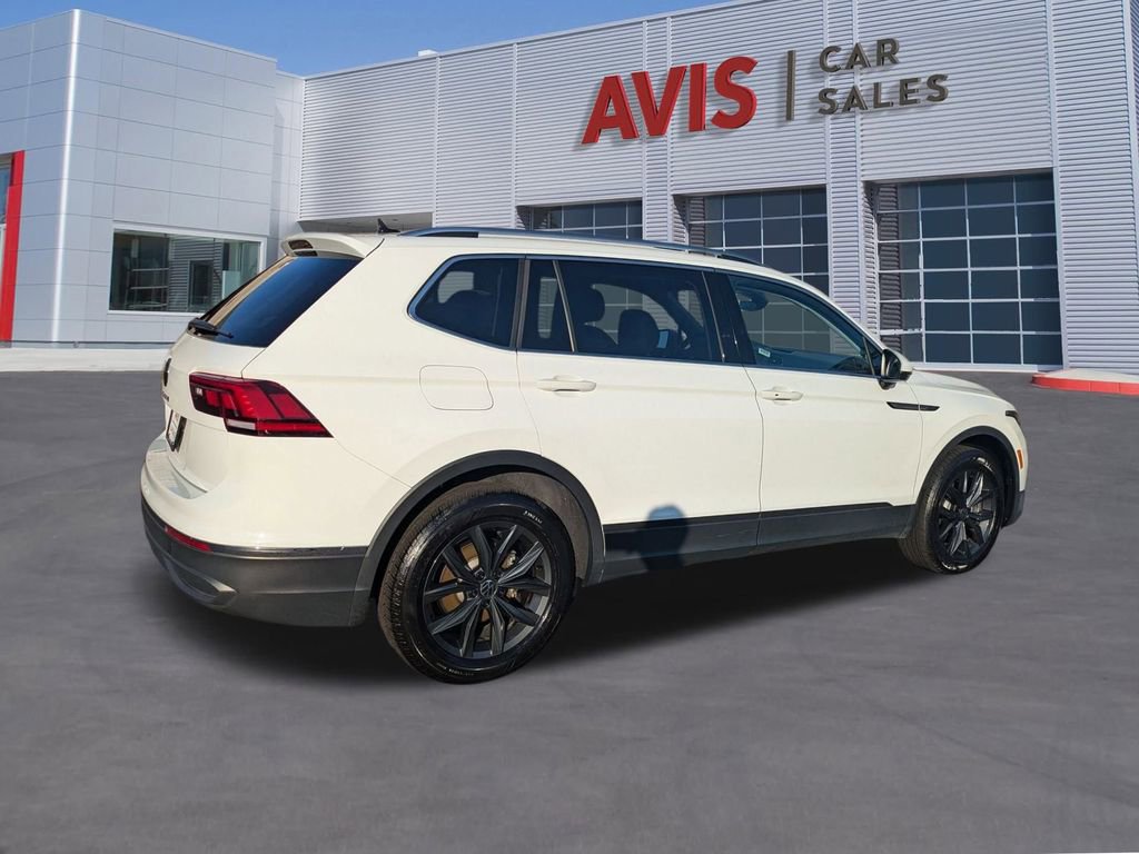 Used 2024 Volkswagen Tiguan SE image 5