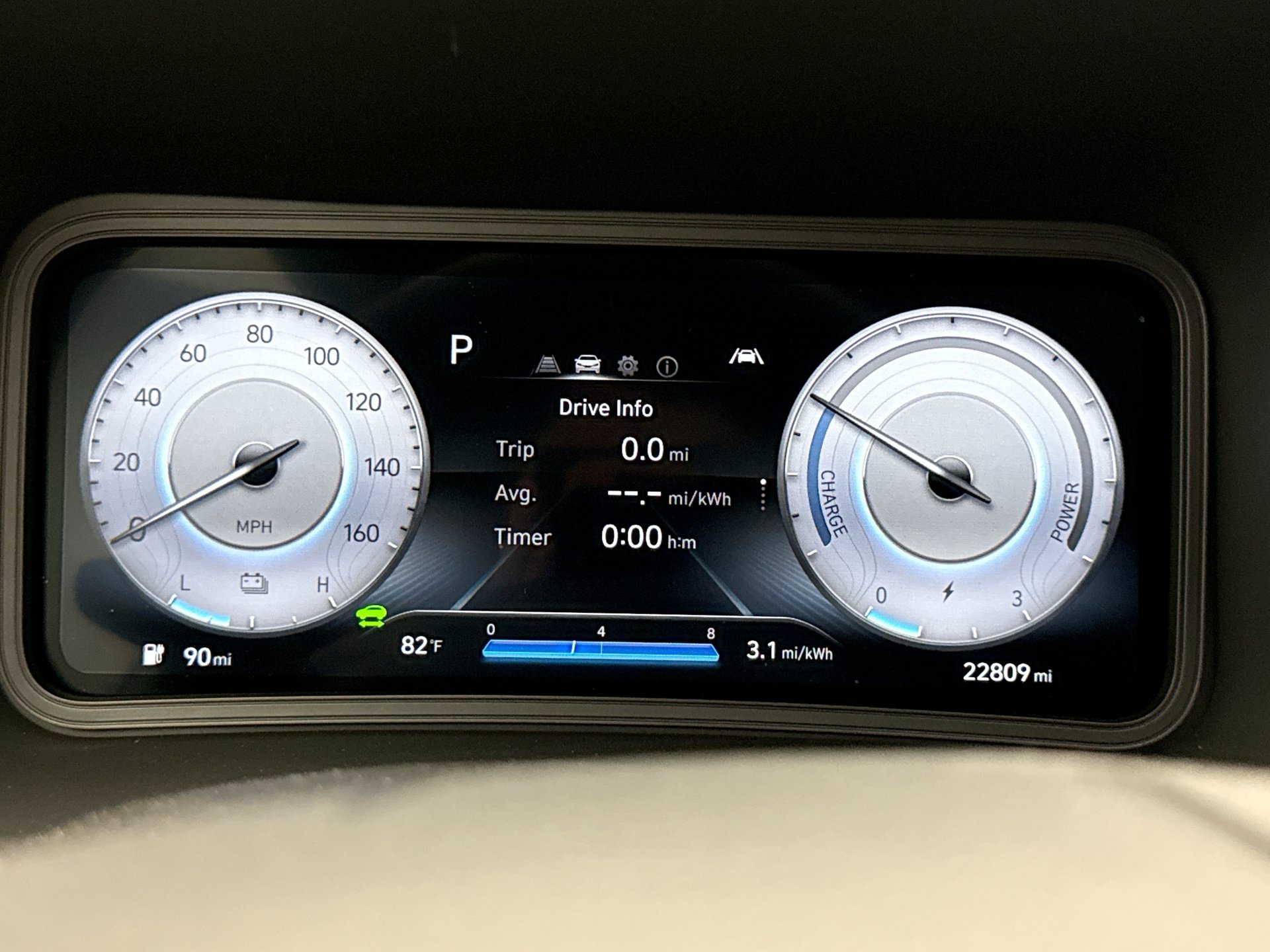 Used 2023 Hyundai Kona SE FWD image 9