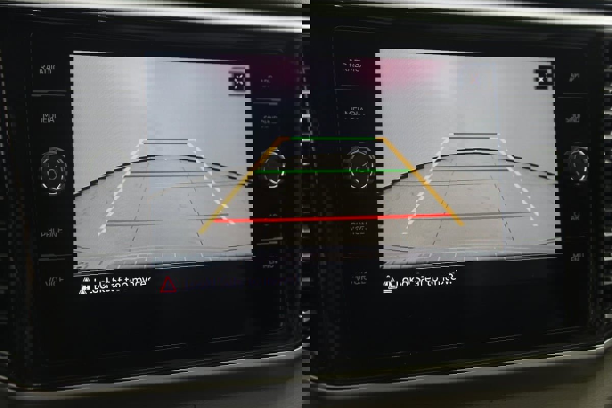 Used 2022 Volkswagen Atlas SE image 10