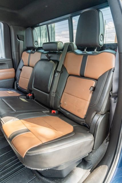 Used 2022 Chevrolet Silverado 3500 High Country image 34