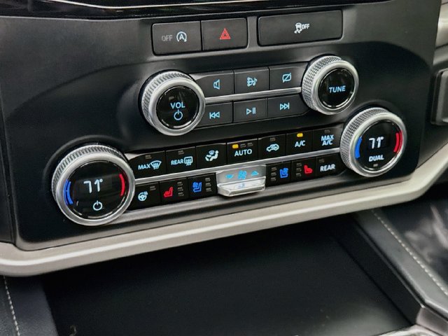 Used 2024 Ford Expedition XLT RWD image 16