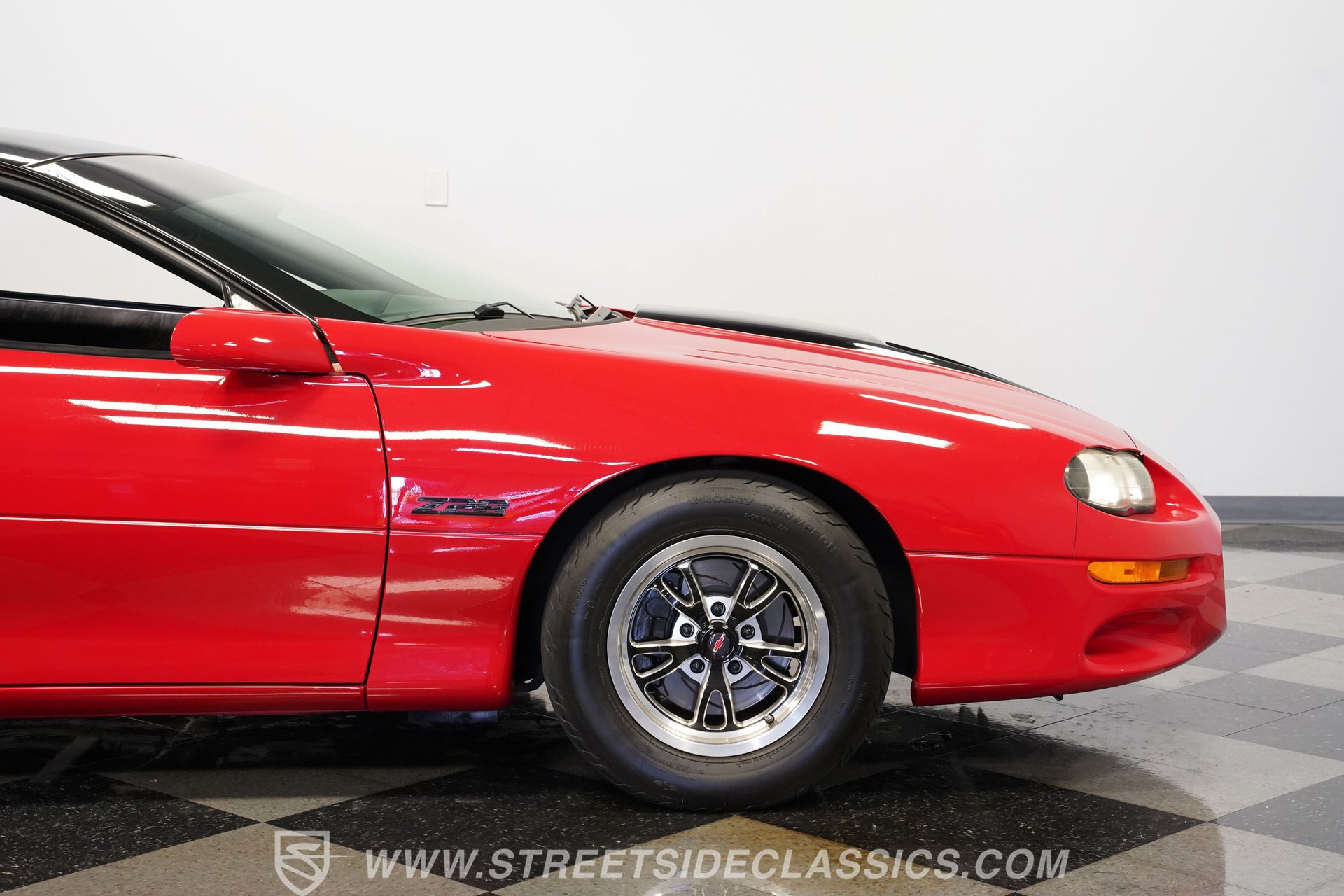 Used 2001 Chevrolet Camaro Z28 RWD image 31