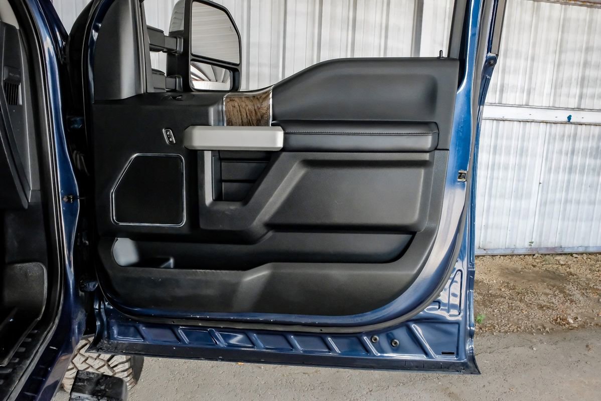 Used 2019 Ford F250 Lariat w/ Lariat Ultimate Package image 45