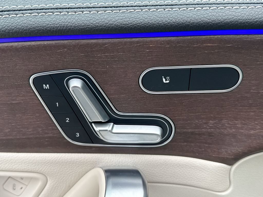 Used 2023 Mercedes-Benz CLA 250 4MATIC w/ Premium Package image 14