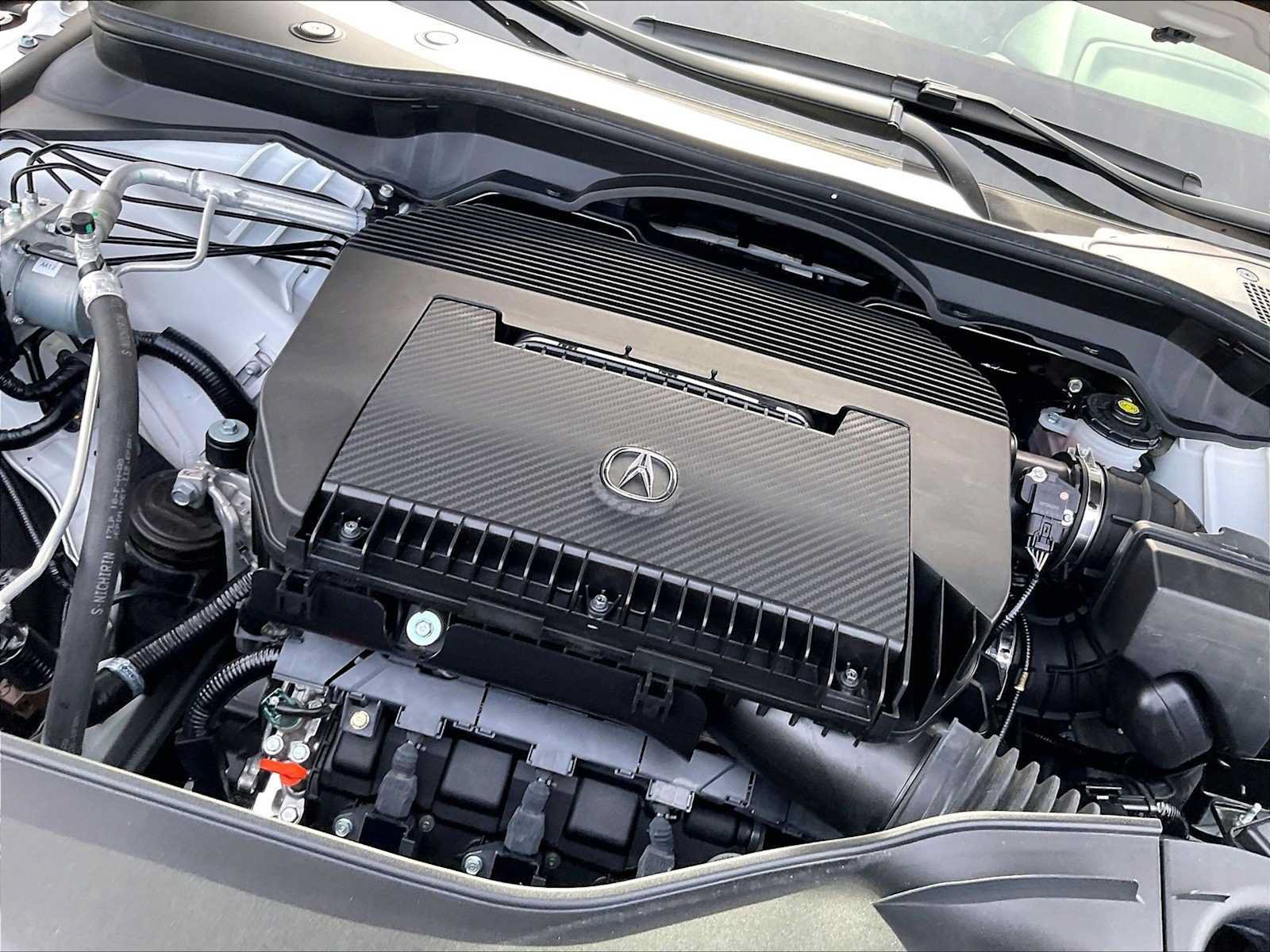 Used 2025 Acura MDX w/ Technology Package FWD image 32