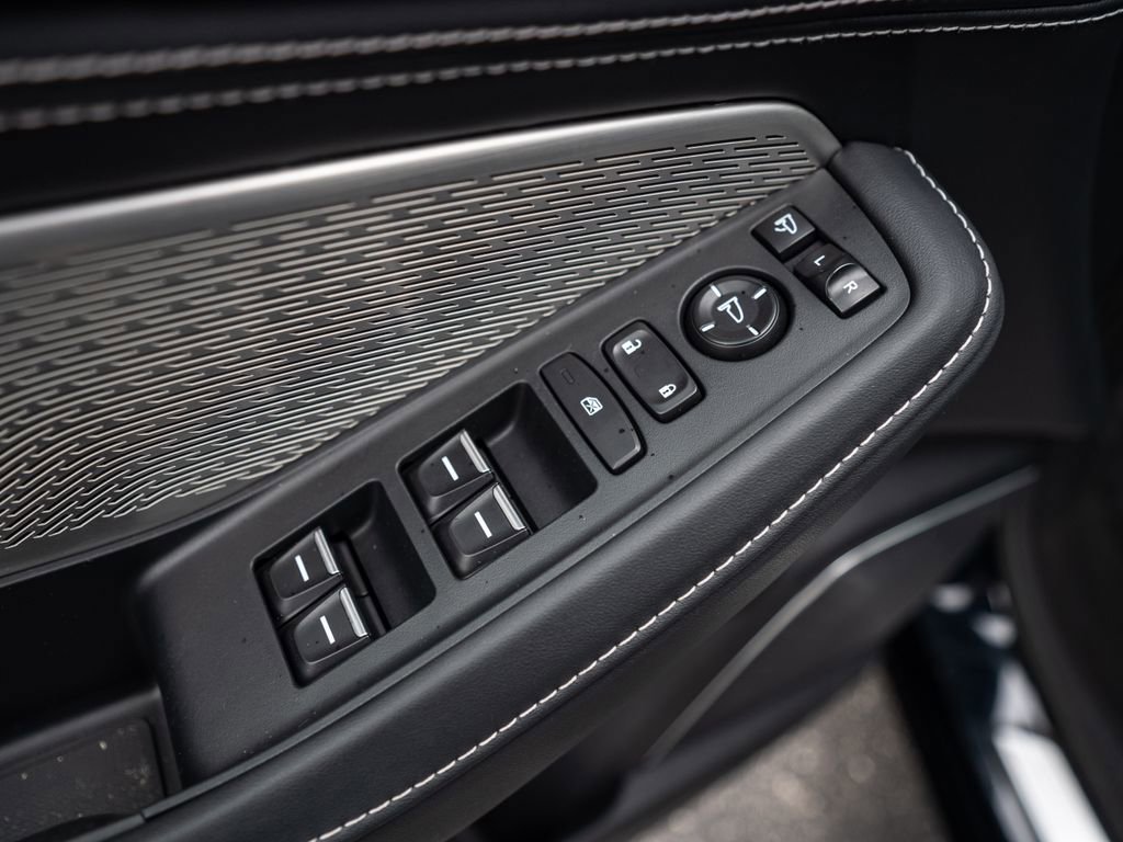 Certified 2023 Acura MDX SH-AWD w/ Advance Package image 26