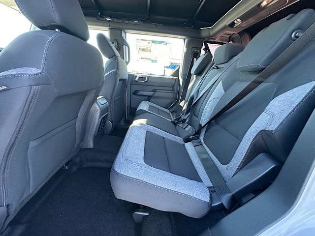 New 2025 Ford Bronco Base image 11
