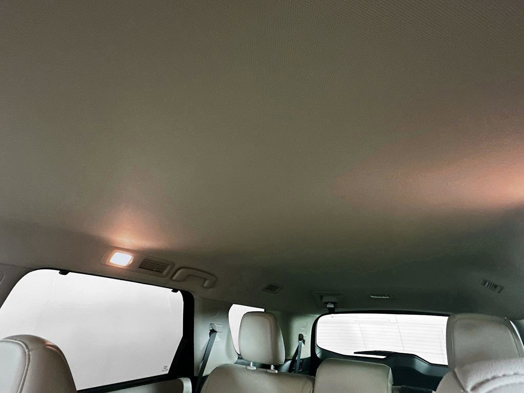 Used 2022 Nissan Pathfinder SL FWD image 21