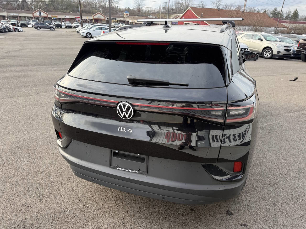 Used 2024 Volkswagen ID.4 2WD image 8