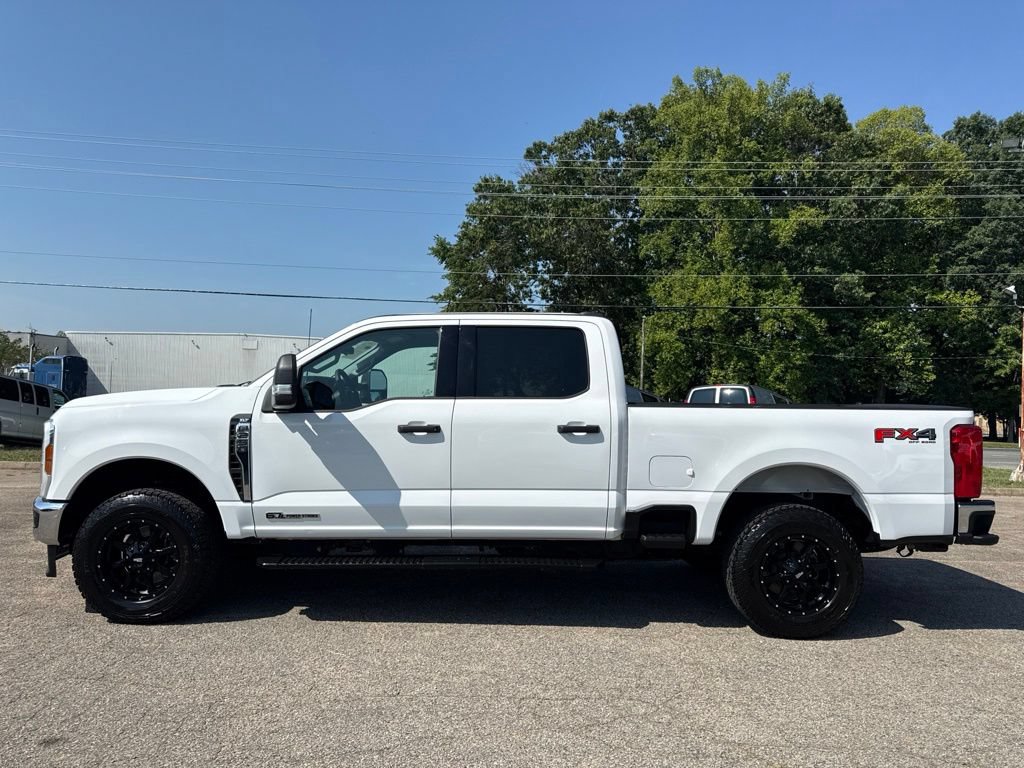 Used 2025 Ford F250 XLT w/ FX4 Off-Road Package AWD/4WD image 2