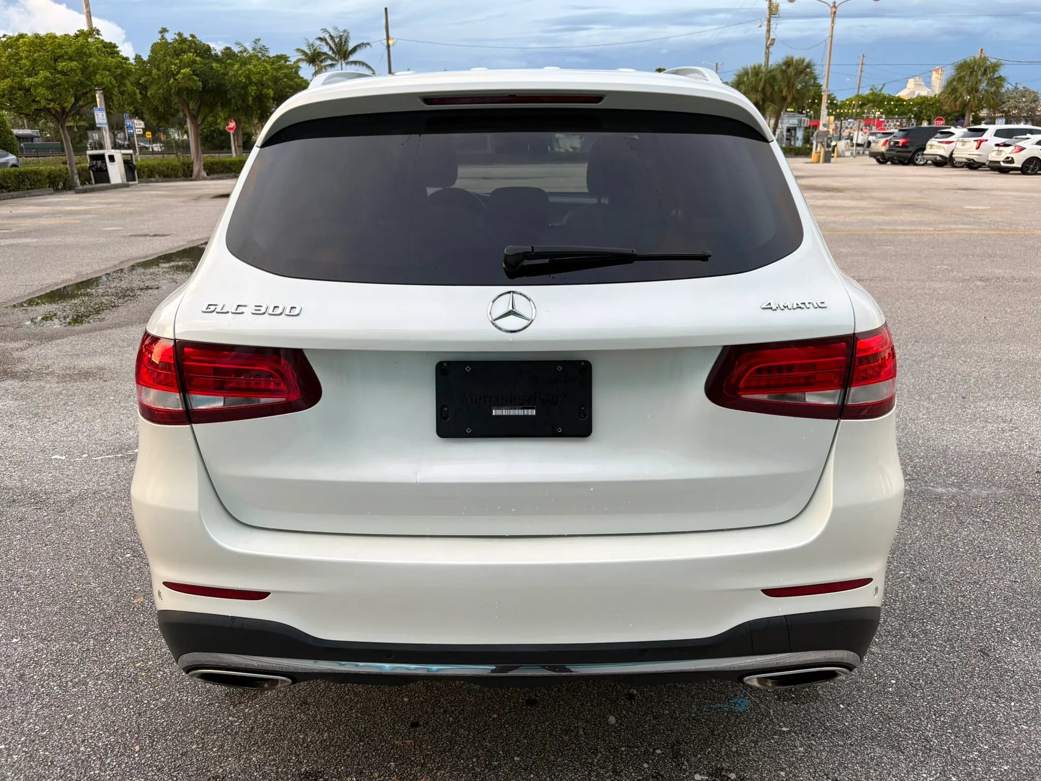 Used 2017 Mercedes-Benz GLC 300 4MATIC image 8