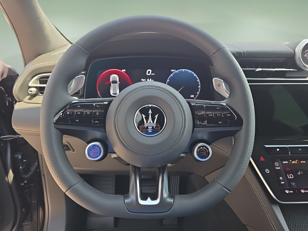 New 2025 Maserati Grecale GT AWD/4WD image 20