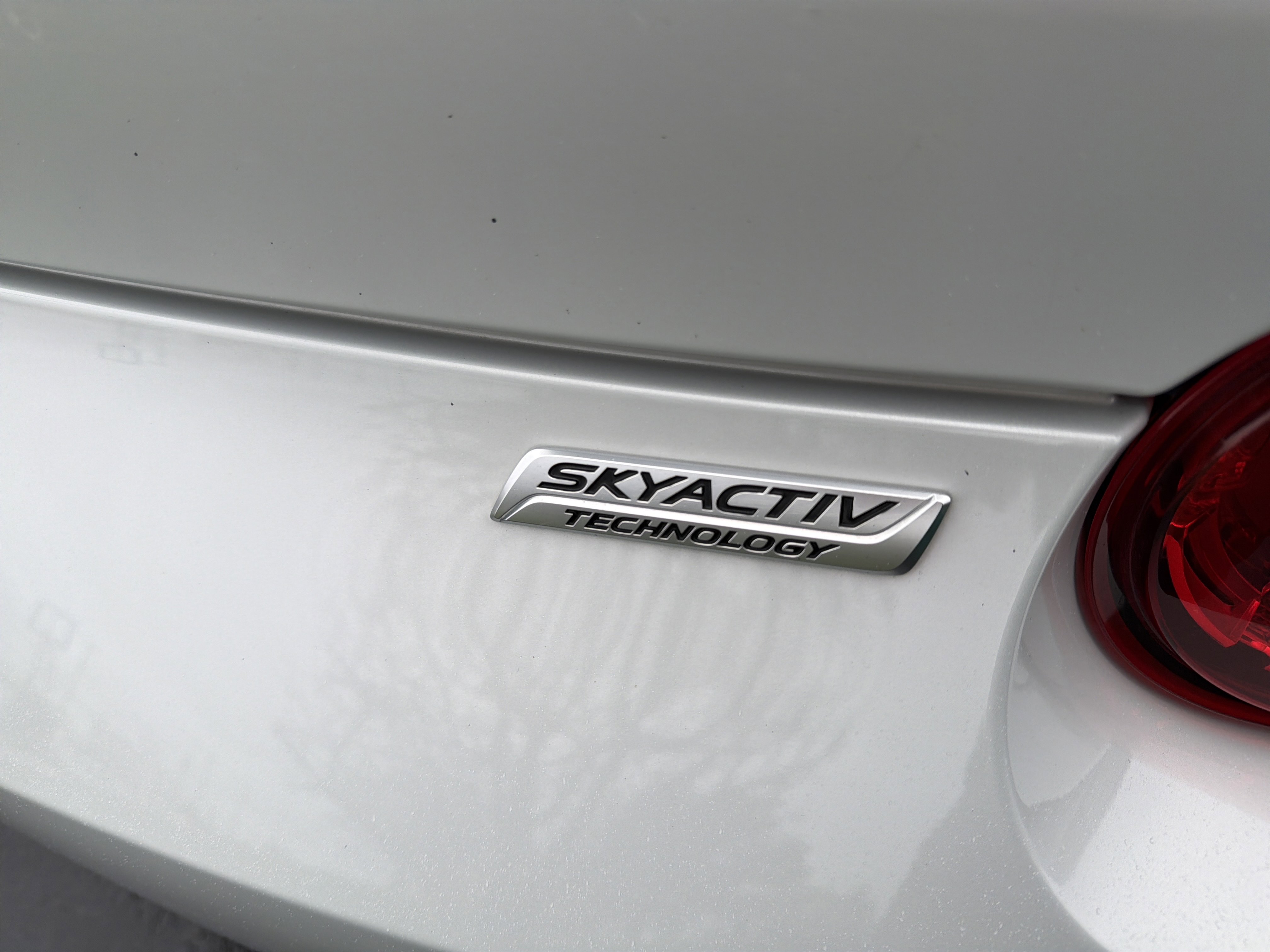 Used 2019 MAZDA MX-5 Miata RF Grand Touring w/ Appearance Package RWD image 8