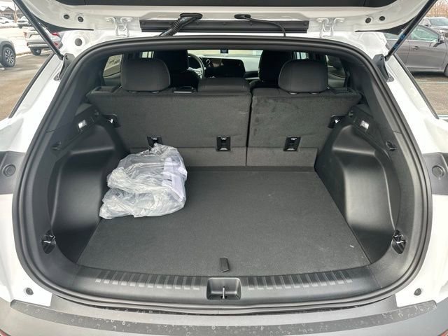 New 2026 Chevrolet Blazer EV LT AWD/4WD image 16