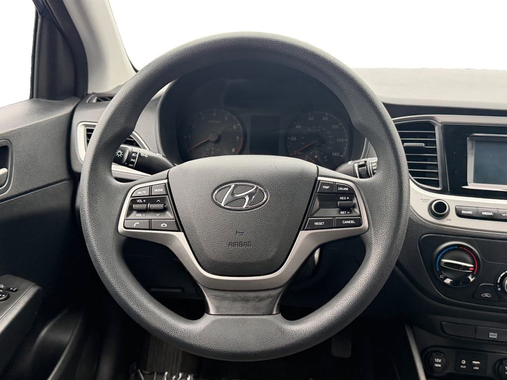 Used 2020 Hyundai Accent SE image 12