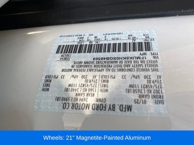 Used 2025 Ford Explorer ST-Line w/ Premium Package image 26