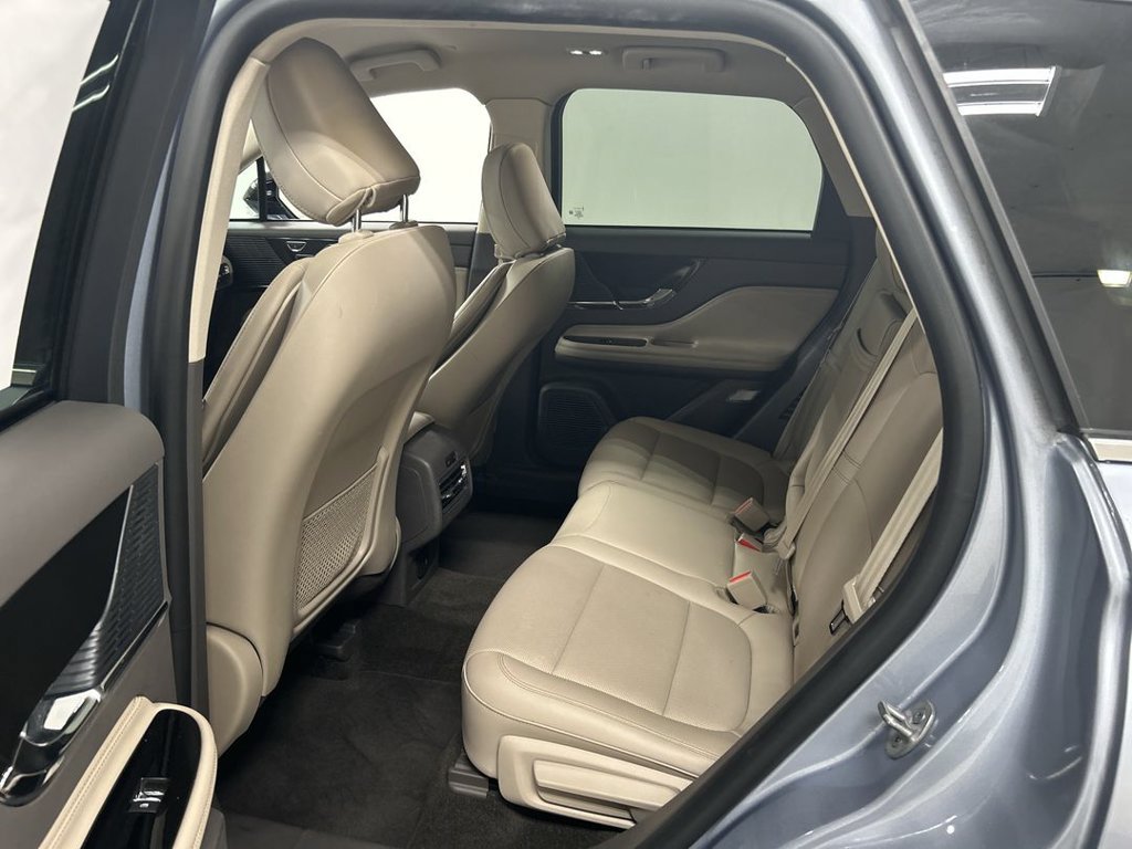 Used 2022 Lincoln Corsair AWD w/ Equipment Group 101A image 20