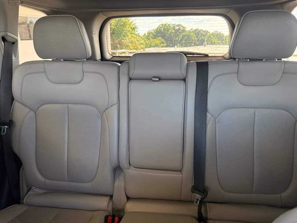 Used 2021 Jeep Grand Cherokee High Altitude AWD/4WD image 23