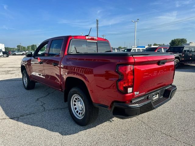 Used 2025 Chevrolet Colorado W/T RWD image 3