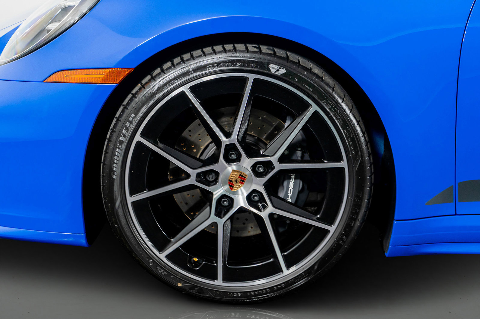 Used 2026 Porsche 911 Carrera T image 21