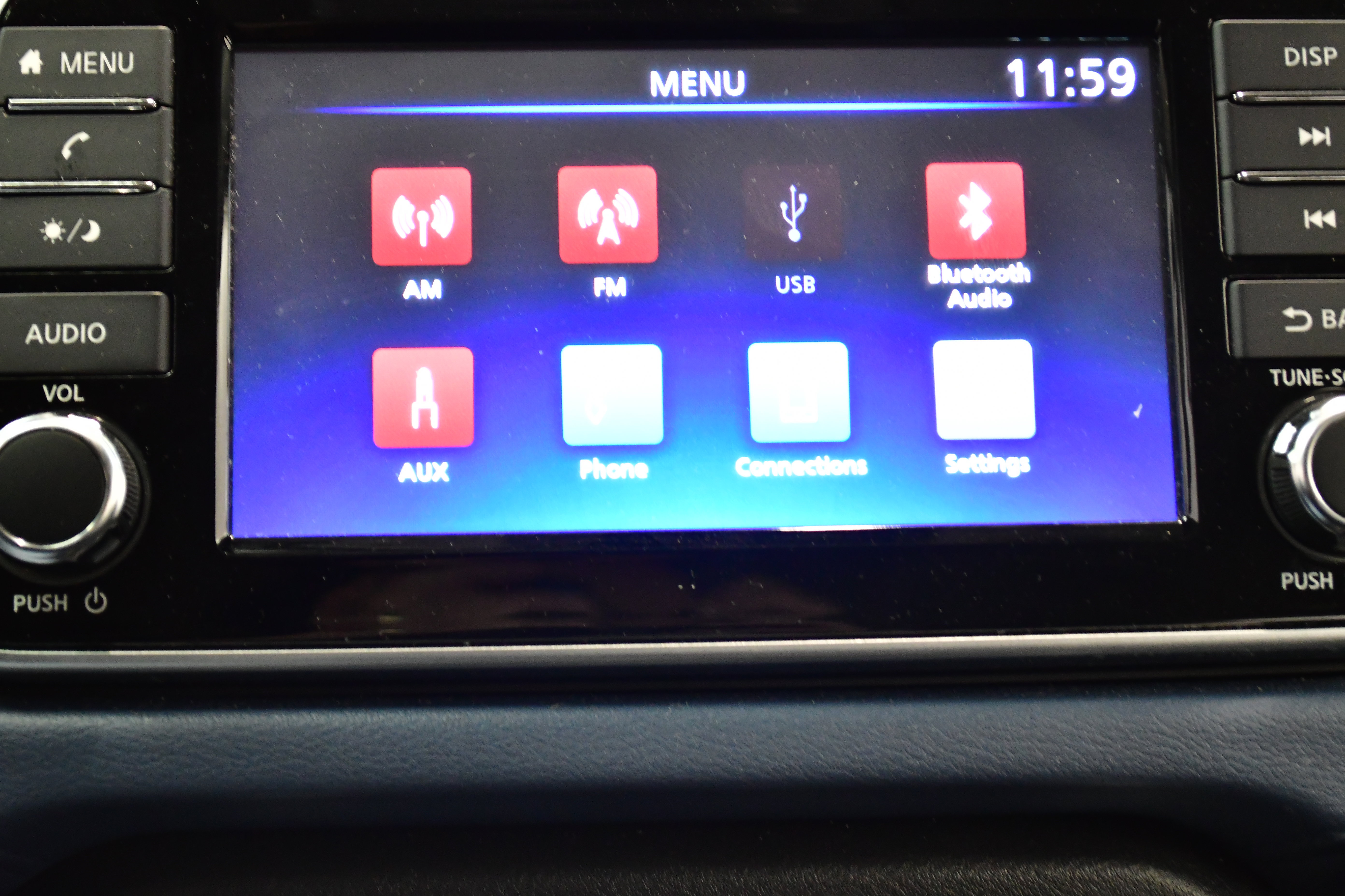 Used 2025 Nissan Versa SV FWD image 22
