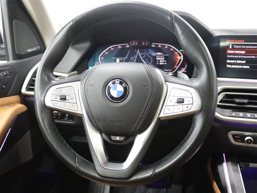 Used 2022 BMW X7 xDrive40i w/ Premium Package AWD/4WD image 24