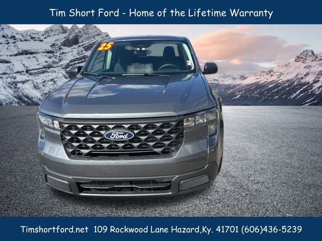 Used 2025 Ford Maverick XL image 2