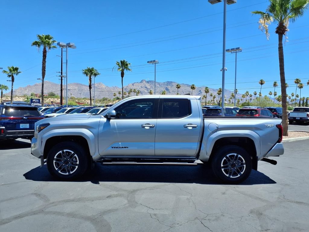 Used 2024 Toyota Tacoma TRD Sport w/ TRD Sport Upgrade Package RWD image 13