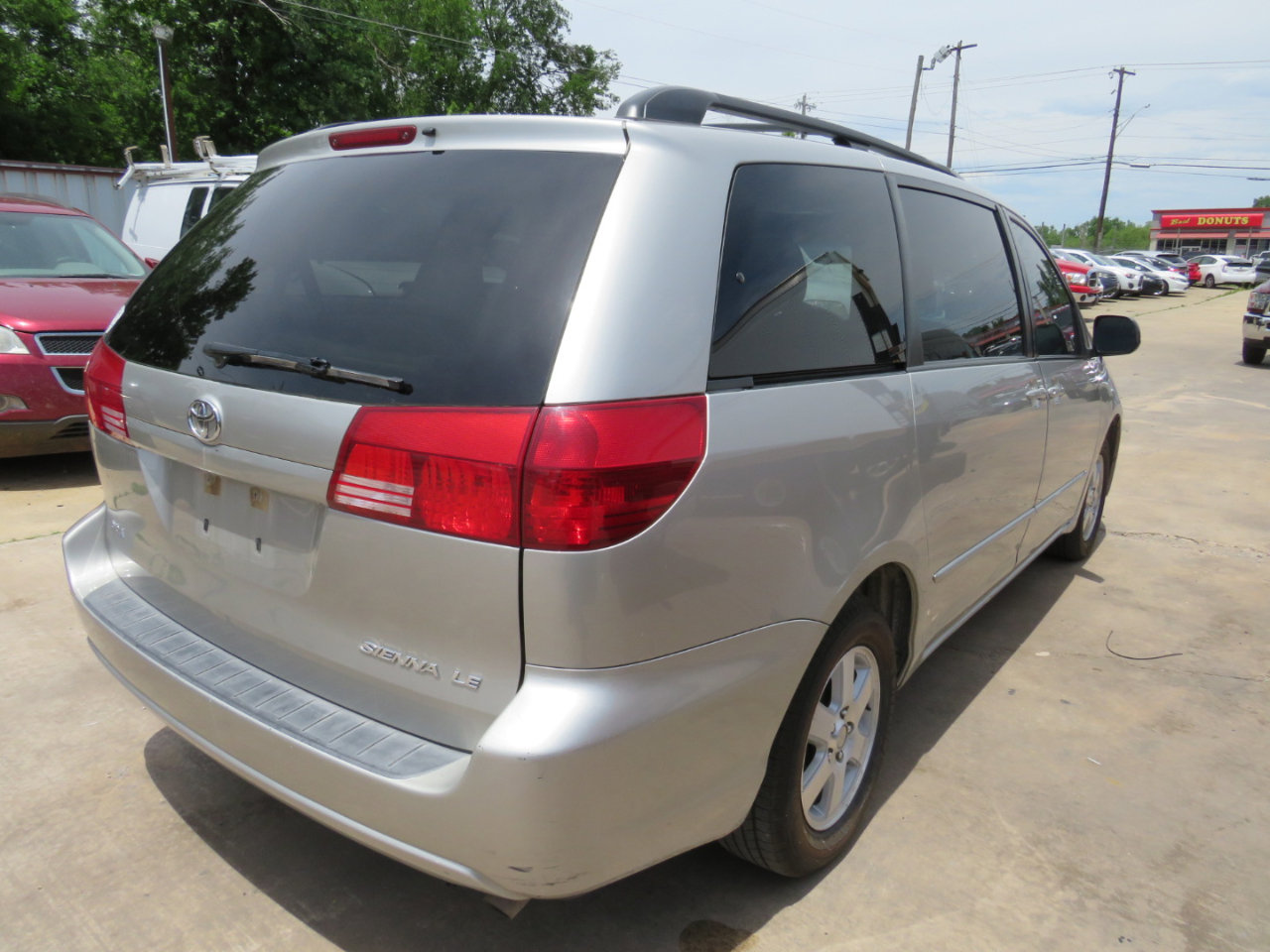 Used 2005 Toyota Sienna LE image 4