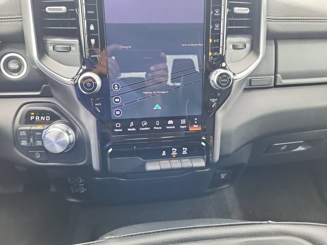 Used 2025 RAM 1500 Laramie AWD/4WD image 18
