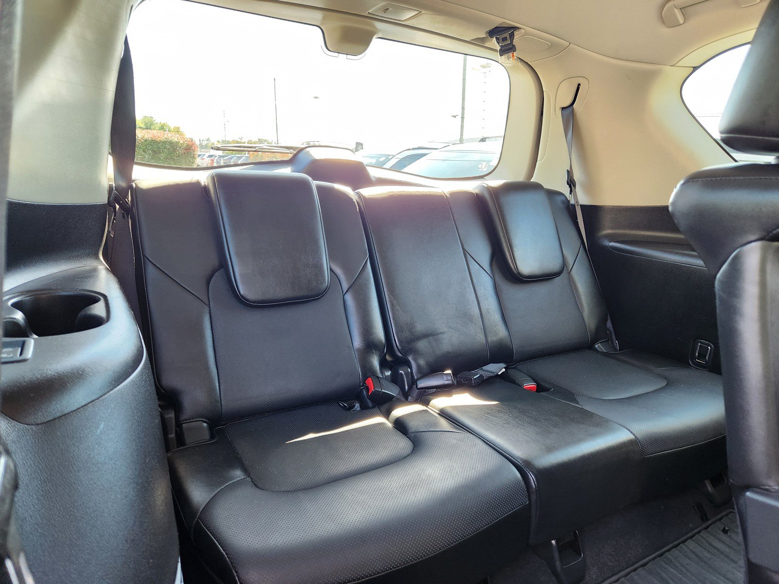 Used 2018 INFINITI QX80 4WD w/ Deluxe Technology Package image 15