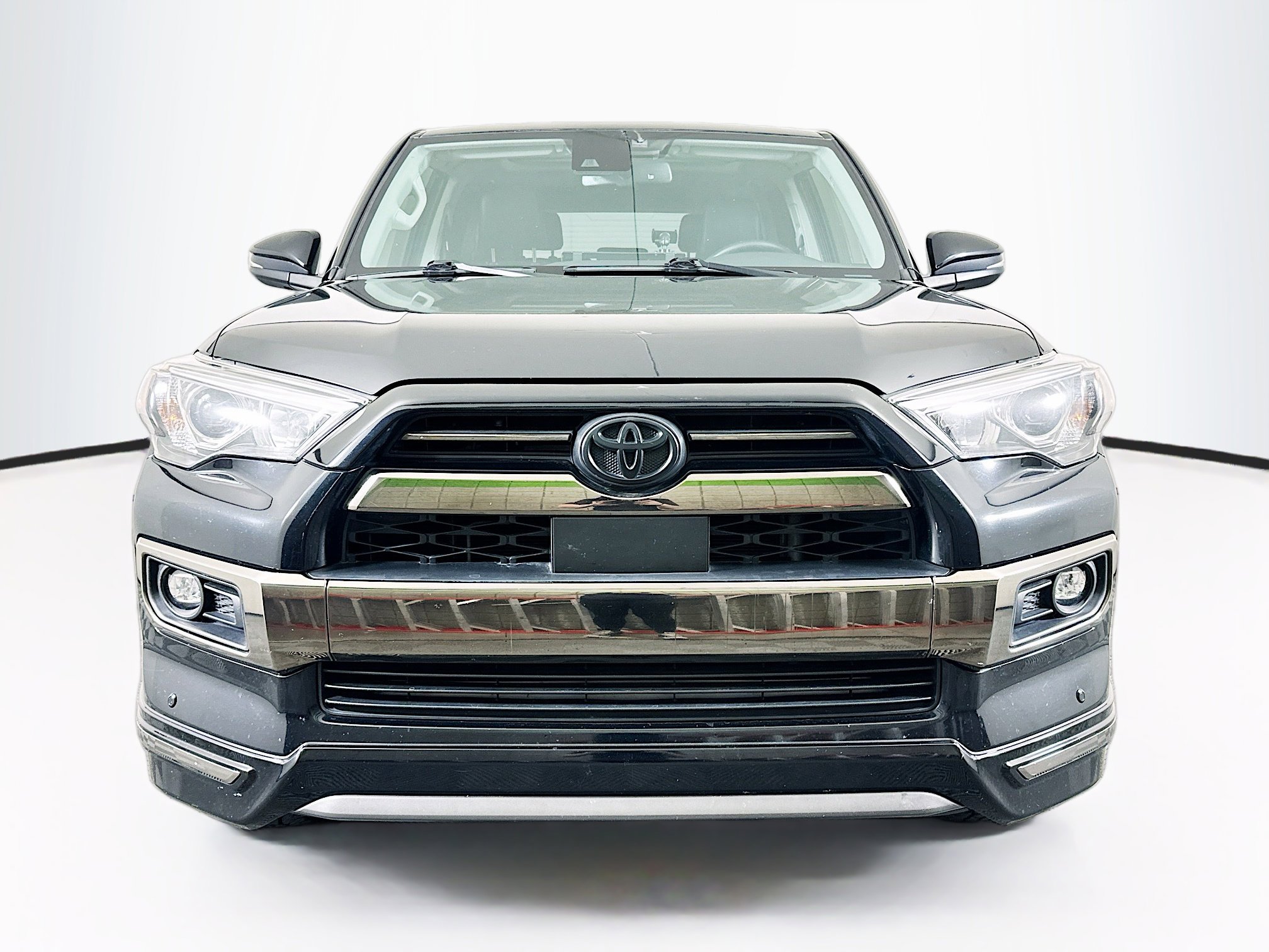 Used 2021 Toyota 4Runner Nightshade AWD/4WD image 2