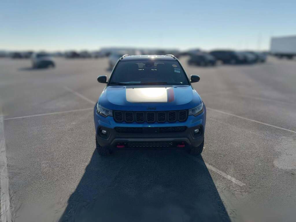 New 2026 Jeep Compass Trailhawk image 2