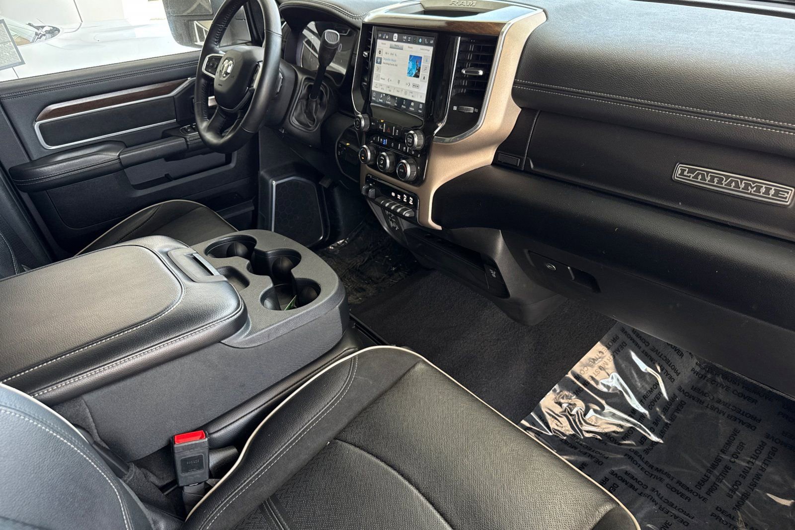 Used 2024 RAM 2500 Laramie w/ Safety Group AWD/4WD image 18