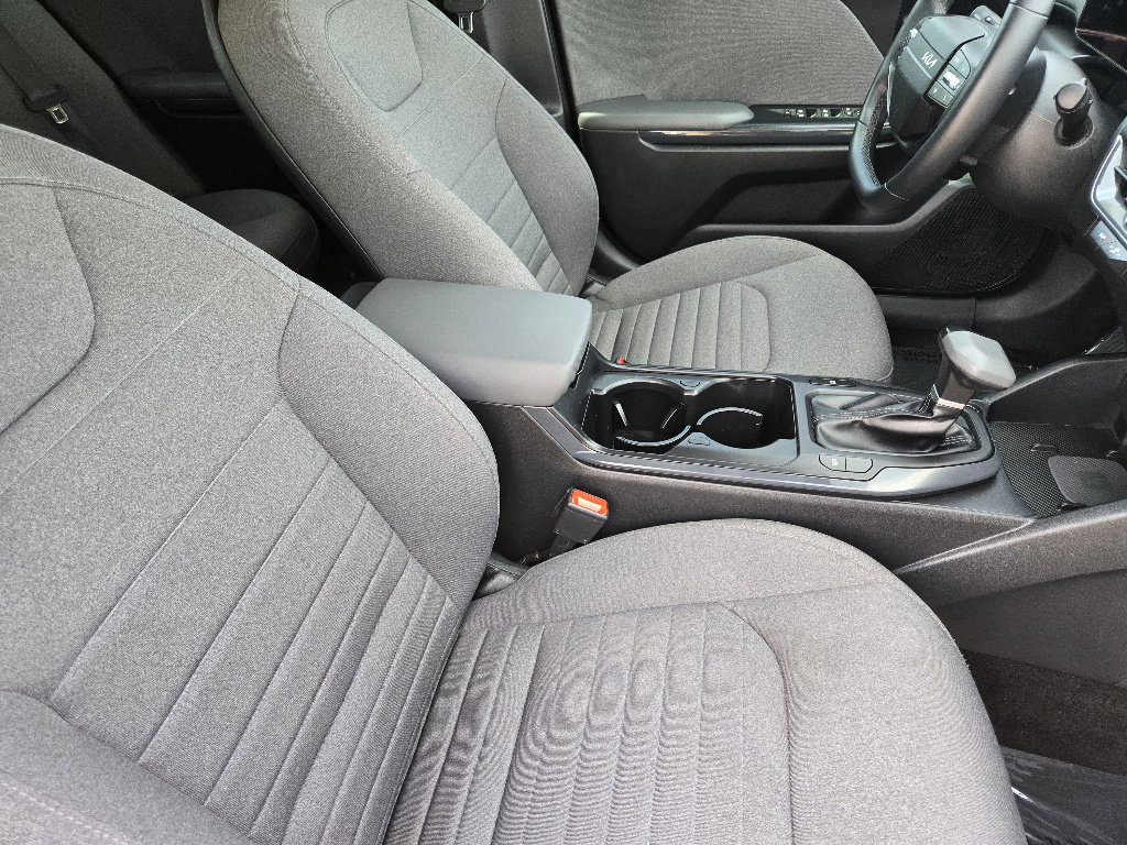 Used 2025 Kia K4 EX image 19