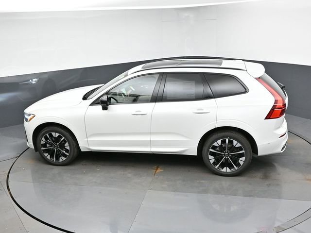 New 2026 Volvo XC60 B5 Plus w/ Protection Package Premier image 47