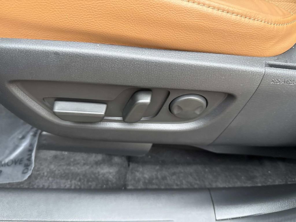 Certified 2025 MAZDA CX-90 3.3 Turbo S w/ Premium Plus image 33