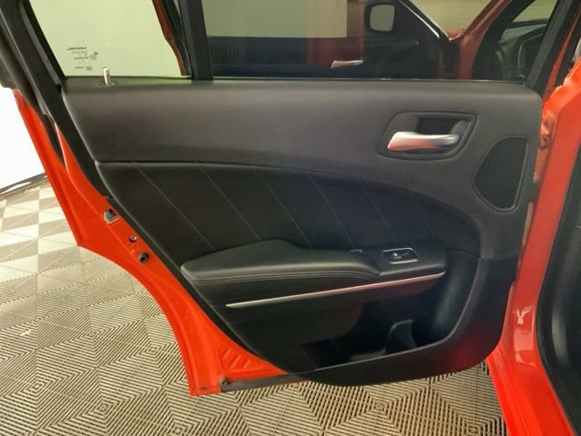 Used 2017 Dodge Charger R/T w/ Premium Group RWD image 32