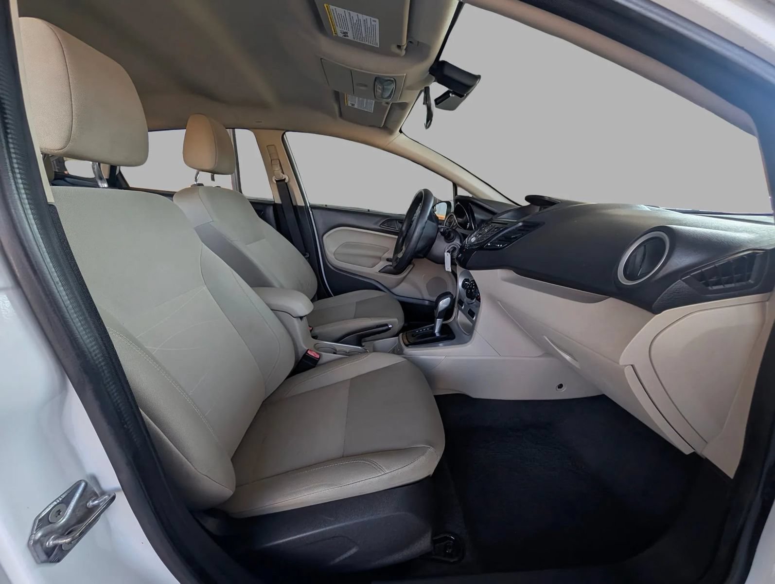 Used 2019 Ford Fiesta SE FWD image 22