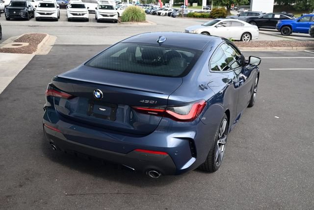 Used 2022 BMW 430i Coupe w/ M Sport Package RWD image 13