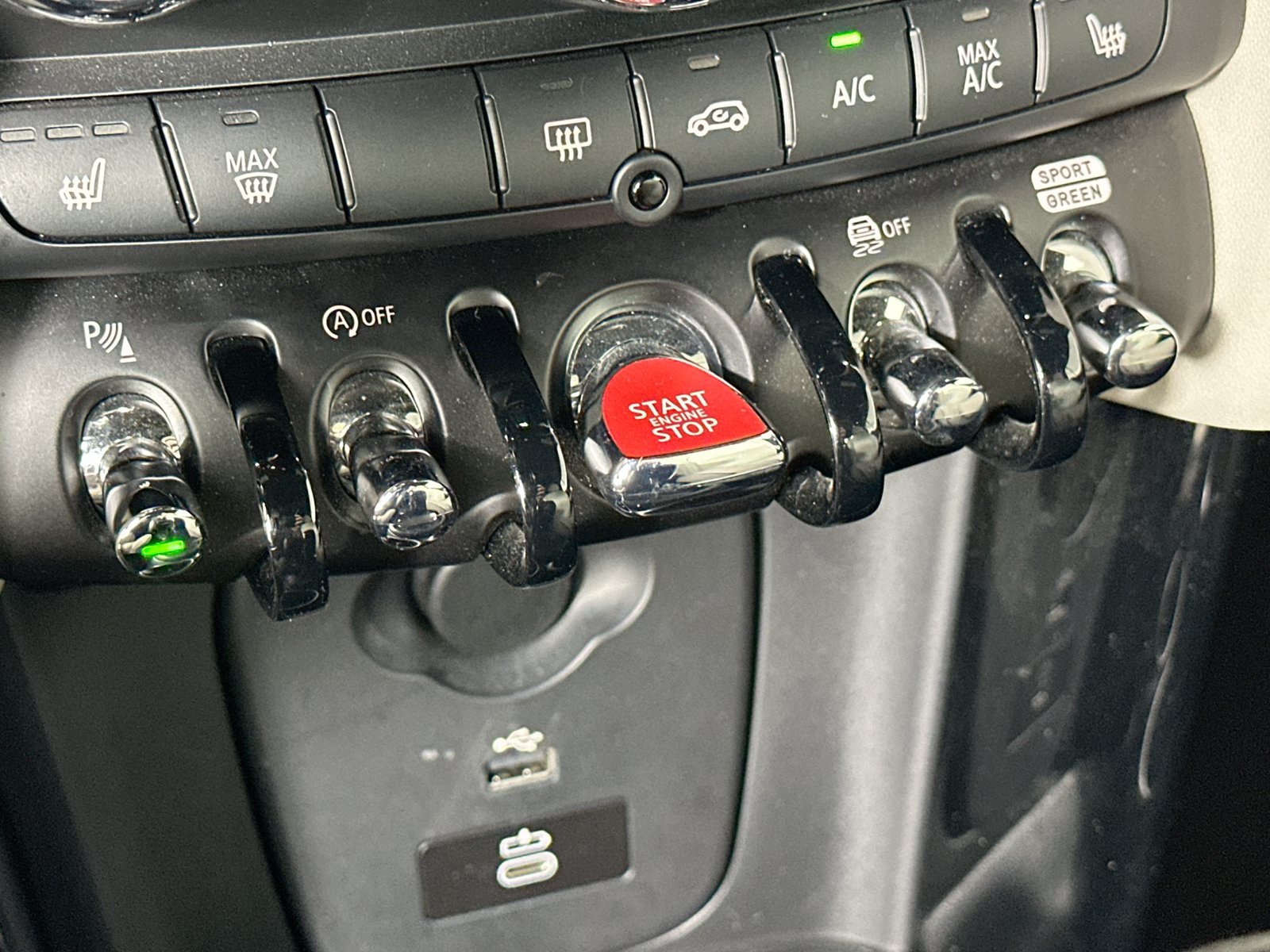 Certified 2024 MINI Cooper S FWD image 25