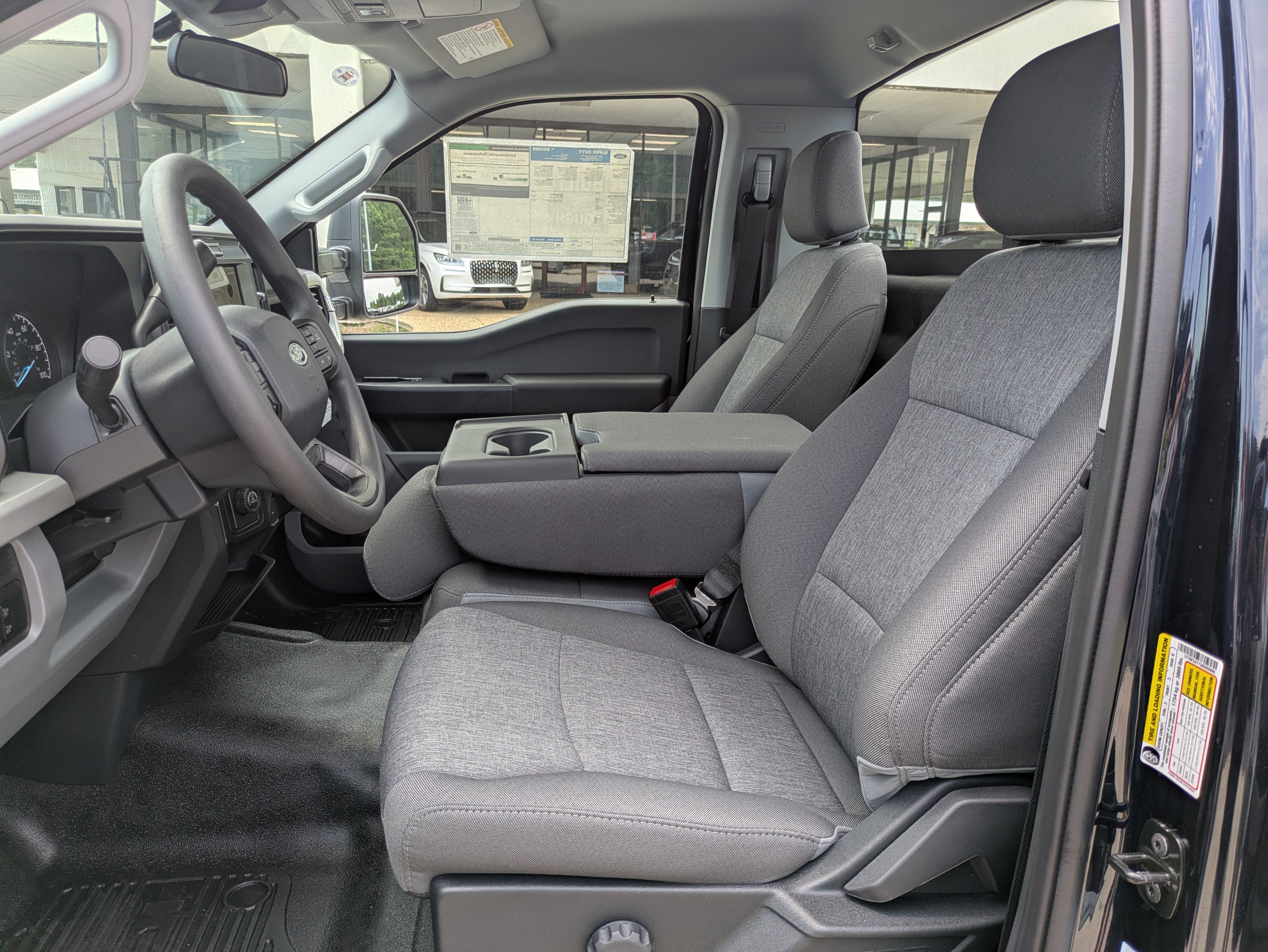 Used 2025 Ford F250 XL w/ 360-Degree Camera Package RWD image 16
