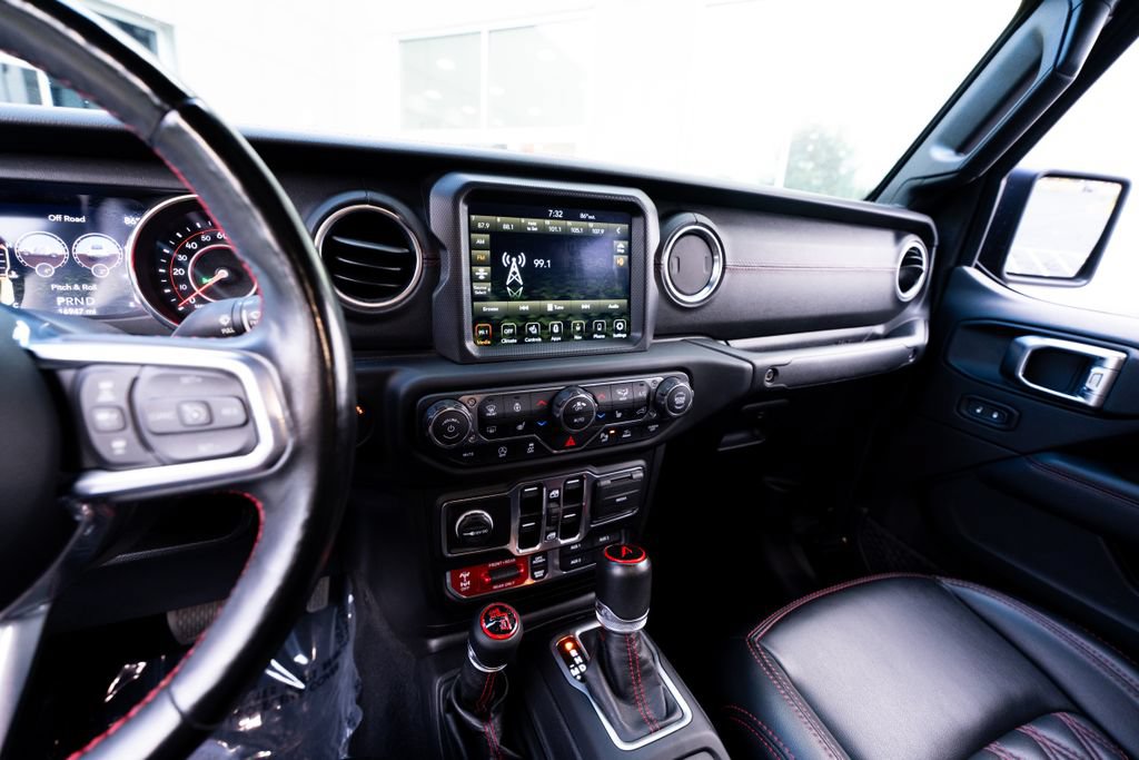Used 2020 Jeep Gladiator Rubicon AWD/4WD image 34