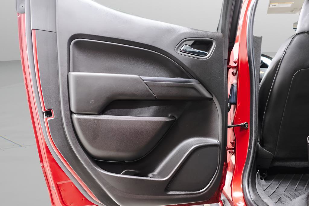 Used 2017 Chevrolet Colorado ZR2 image 32