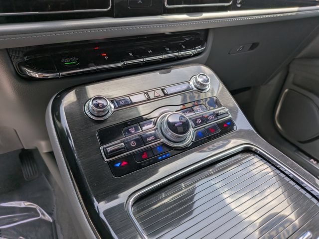 Used 2023 Lincoln Nautilus Reserve FWD image 28