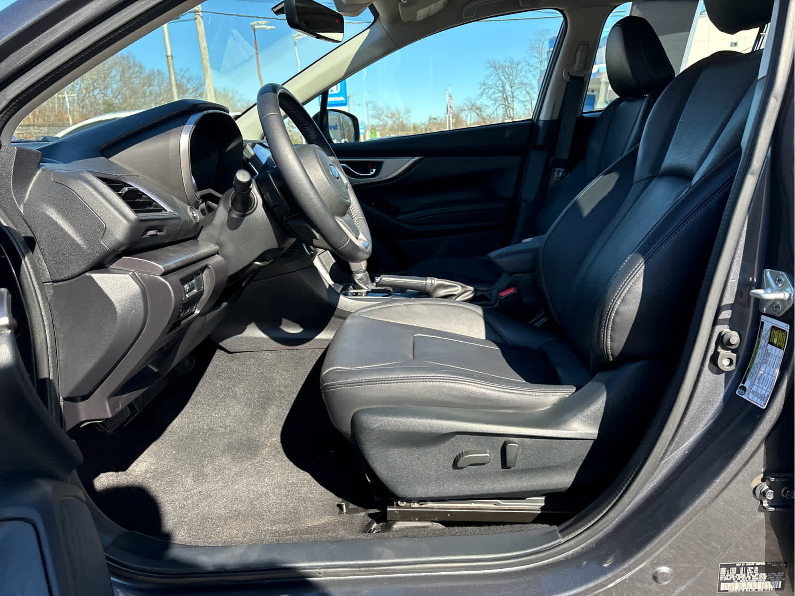 Used 2022 Subaru Impreza 2.0i Limited image 8