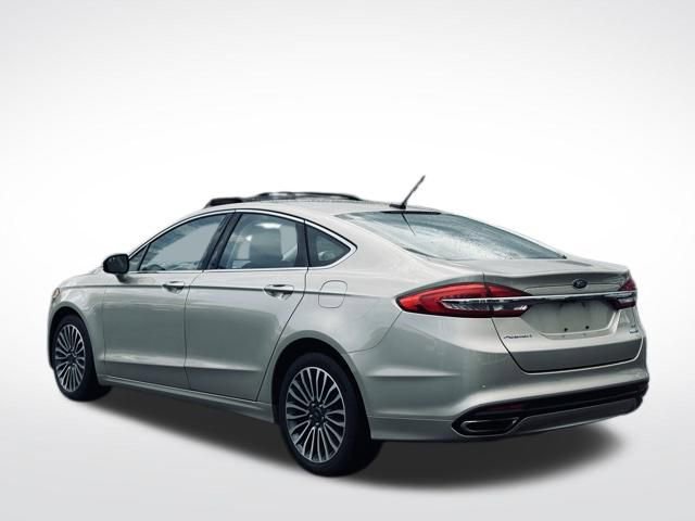 Used 2017 Ford Fusion SE w/ Fusion SE Technology Package image 9