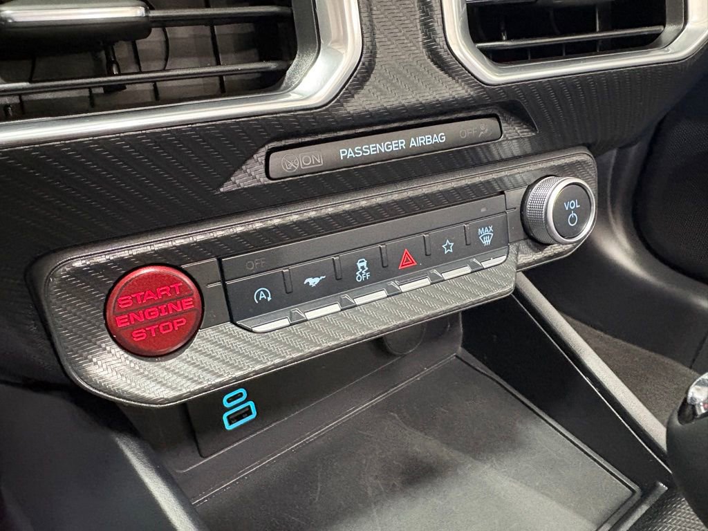 Certified 2025 Ford Mustang Premium image 19